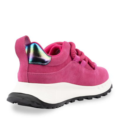 SZ583_02_24_CT (3)